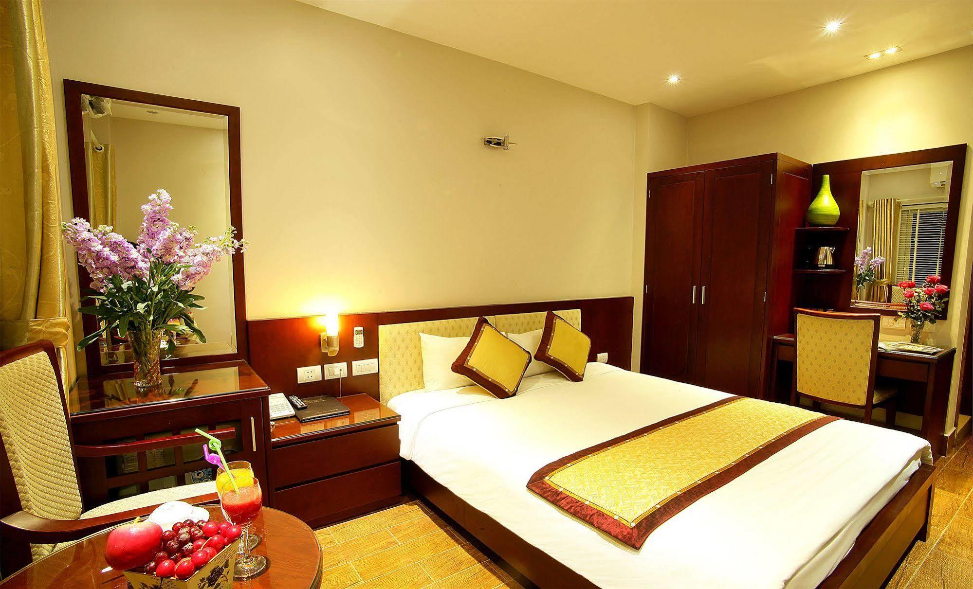 Hanoi View 2 Hotel Buitenkant foto