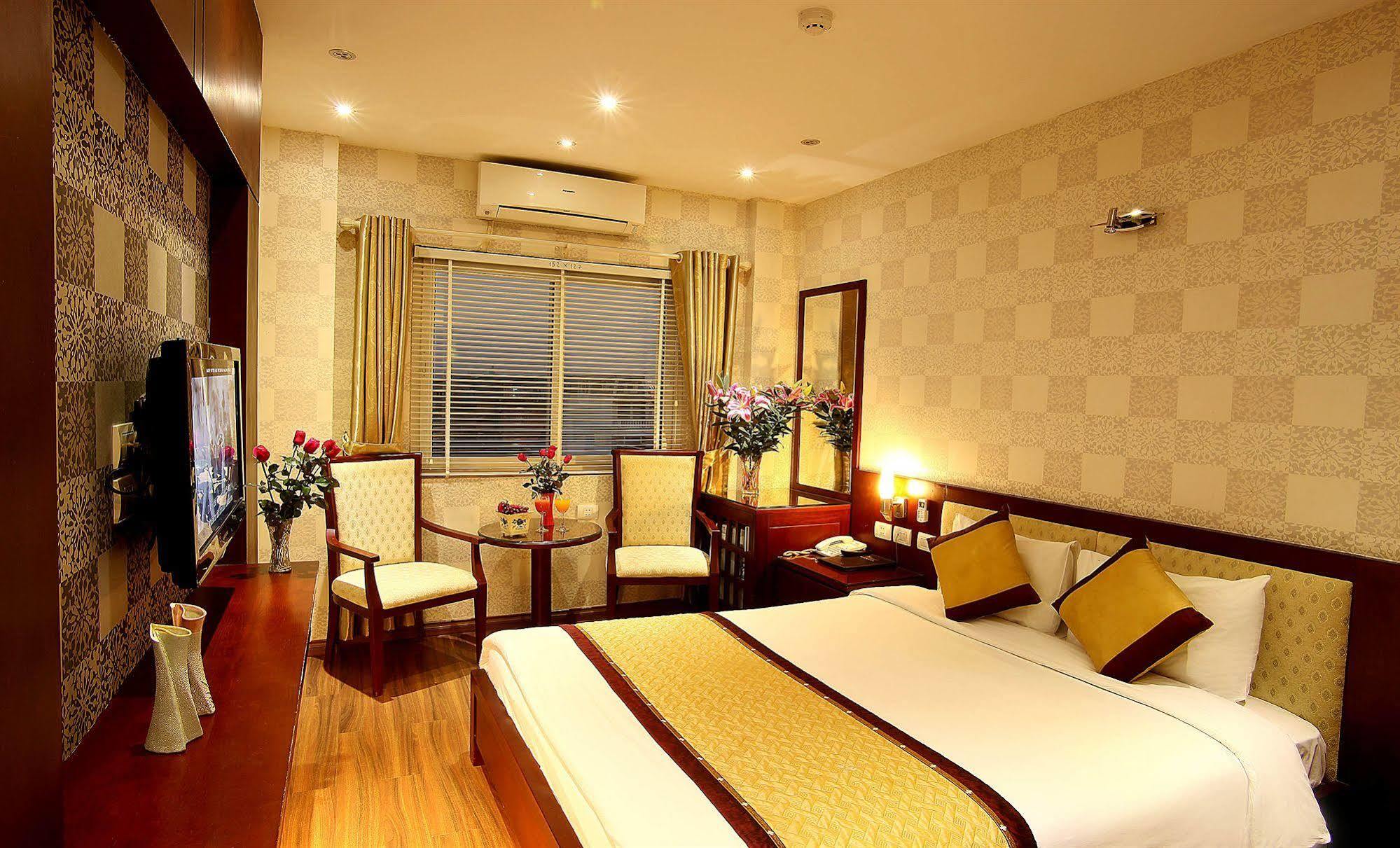Hanoi View 2 Hotel Buitenkant foto